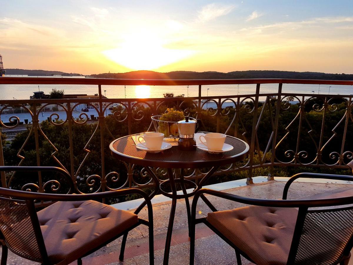 Апартаменти App Obrovac In The Centre - With Amazing Sea View! Пула Екстер'єр фото